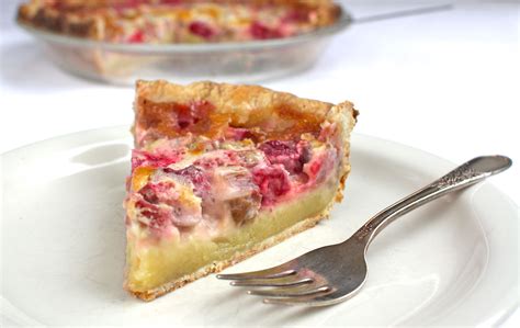 strawberry rhubarb cream cheese pie