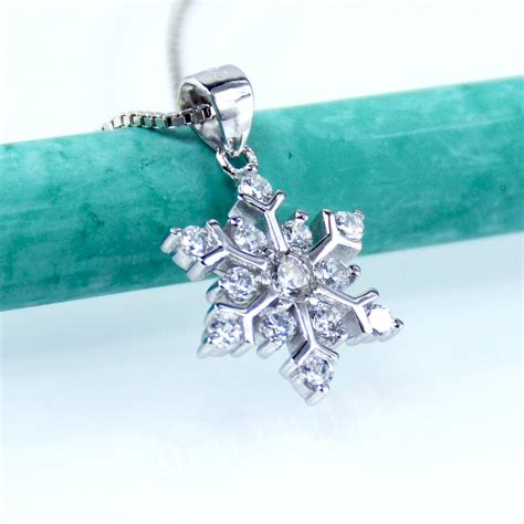 Snowflake Diamond CZ Women Pendant Necklace Sterling Silver 6Grape