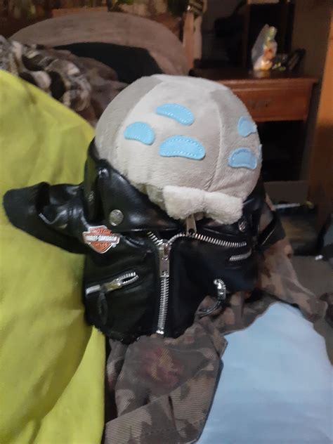 just got my lootbug plush today, rock and roll : r/DeepRockGalactic