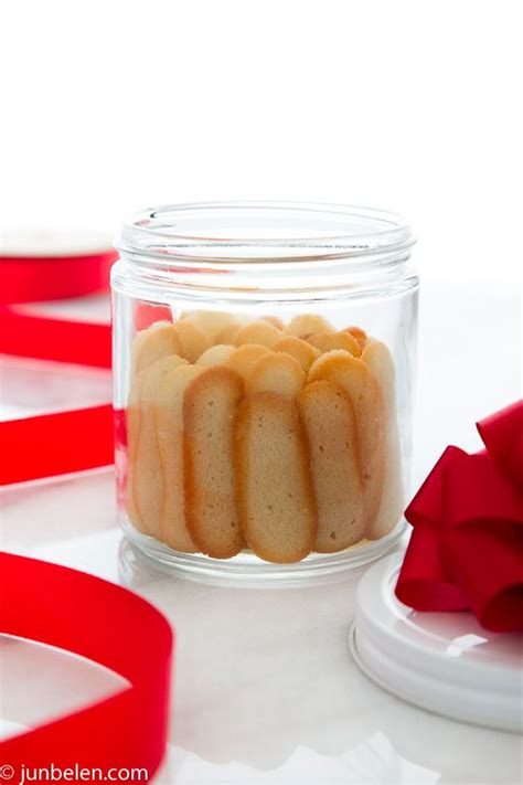 How to Make Lengua de Gato | Jun-Blog | Christmas food, Philippine ...