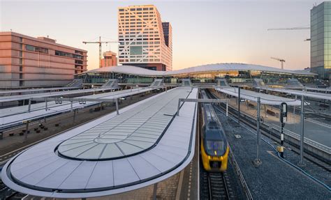 Utrecht Central Station / Benthem Crouwel Architects | ArchDaily