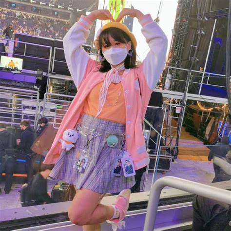 5 BTS Concert Outfit Ideas - Read This First