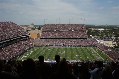 Listing all SEC football stadiums by seating capacity