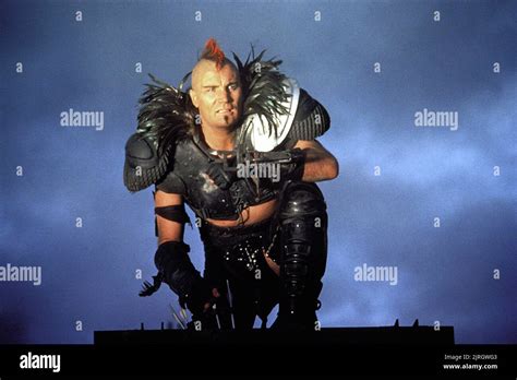 VERNON WELLS, MAD MAX 2: THE ROAD WARRIOR, 1981 Stock Photo - Alamy