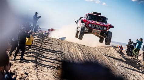 Carlos Sainz Sr. wins the 2020 Dakar, claiming third Dakar crown | GRR