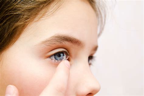 Young nearsighted kids benefit from bifocal contact lenses, study shows