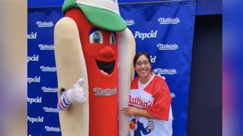 Kern County's 'Glizzy Lizzy' sparks viral sensation at hot dog eating contest