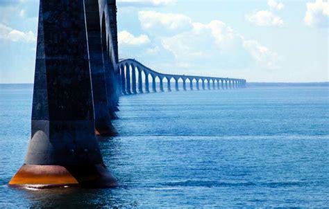 A potential bridge between Russia and Alaska could lead to the ultimate road trip