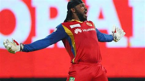 LLC Masters 2023: Chris Gayle's 'Gangnam Style' Dance Moves Steal The ...