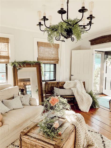 Rustic vintage farmhouse living room #victorianbedroom | Farmhouse ...