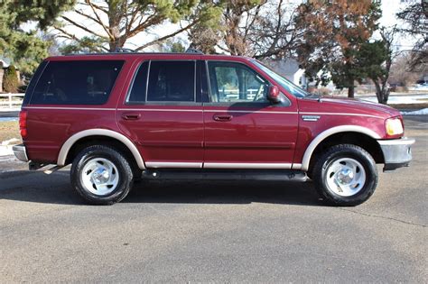 1998 Ford Expedition Eddie Bauer | Victory Motors of Colorado