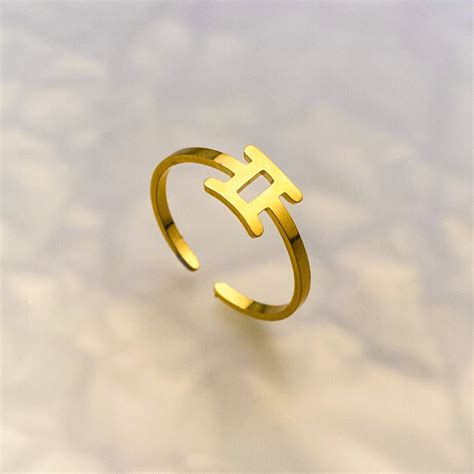 Gemini Ring – Shipping Department