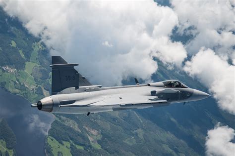 AAG_th บันทึกประจำวัน: เครื่องบินขับไล่ SAAB Gripen E สวีเดนทำการบินครั้งแรก