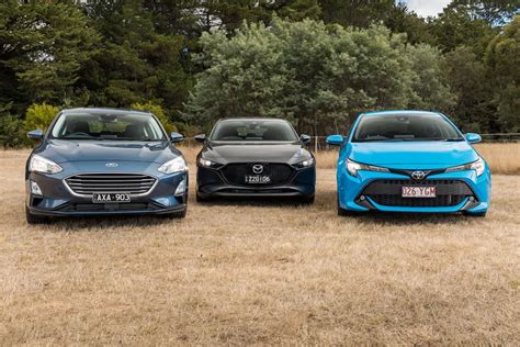 2019 Ford Focus Trend v Madza3 Evolve v Toyota Corolla SX Comparison ...