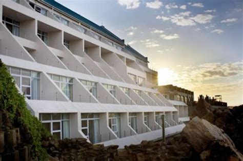 The Point Hotel & Spa $107 ($̶1̶2̶3̶) - 2018 Prices & Reviews - Mossel ...