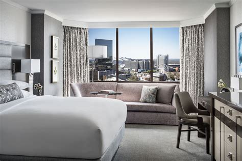 8 of The Best Luxury Hotels in Atlanta for Families - The Family Vacation Guide