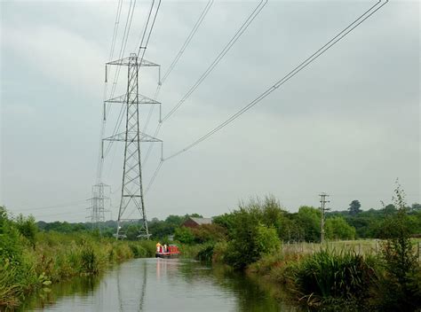 Macclesfield Canal north-east of Wood... © Roger D Kidd cc-by-sa/2.0 :: Geograph Britain and Ireland