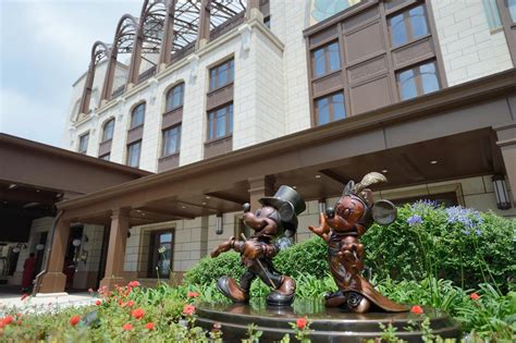 Here’s a look at Shanghai Disneyland Hotel, a world-class resort ...