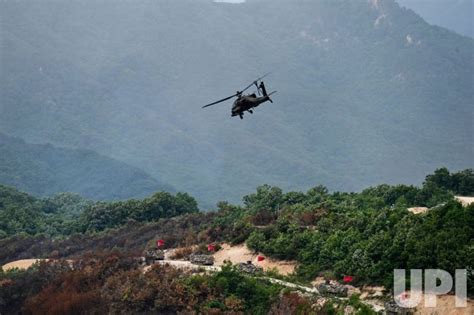 Photo: An AH-1S Attack Helicopter Flies During U.S.-South Korea Joint ...