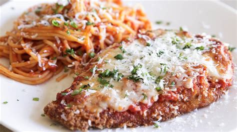 Chicken Parmesan Recipe - The Cooking Foodie