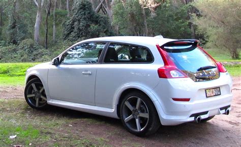 Volvo C30 T5 R-Design Review | CarAdvice