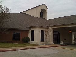 East Baton Rouge Parish Library (Bluebonnet Regional Branch) in Baton ...