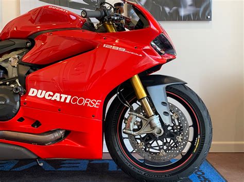 DUCATI 2016 1299 S **SOLD** | Eleven Motorsports