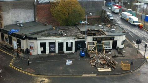 All victims of Glasgow Clutha bar helicopter crash named - BBC News