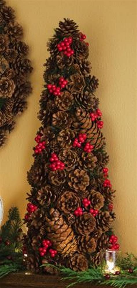 37 Amazing Pine Cone Christmas Tree Decorations Ideas - Decoration Love