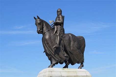 Robert the Bruce Statue (Stirling) - 2020 All You Need to Know BEFORE You Go (with Photos ...