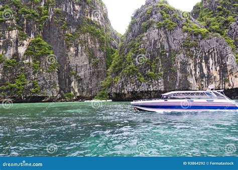 The Blue Lagoon in Thailand. Stock Photo - Image of lake, province: 93864292