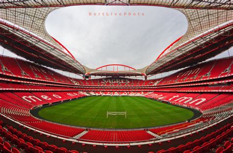 Estadio da Luz | Follow me in TWITTER // // FACEBOOK // 500p… | BertlivePhoto | Flickr