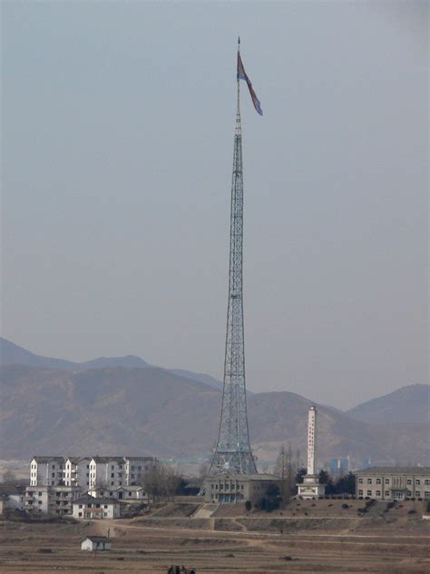 160m flag pole | So this is the story: South Korea and North… | Flickr