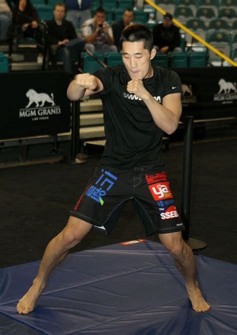 Dong Hyun "Stun Gun" Kim - Official UFC® Fighter Profile | UFC ® - Fighter Gallery