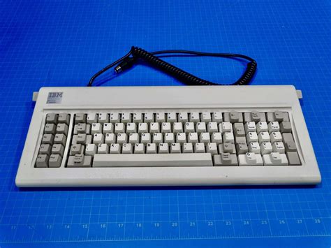 IBM PC XT original keyboard (83-key) – ClickyKeyboards