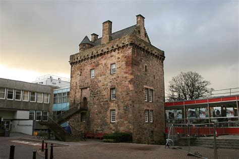 Merchiston Castle | Castle in Edinburgh, Midlothian | Stravaiging around Scotland