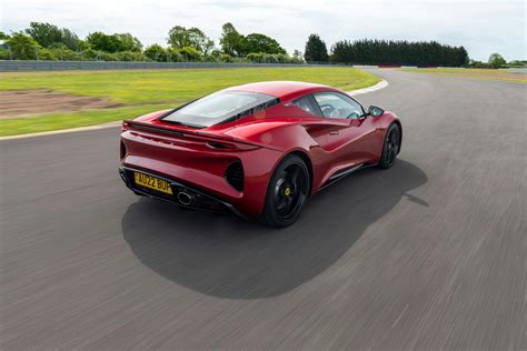 Lotus’ first EV restomod due in 2023, Bowler’s Defender dons 35s ...