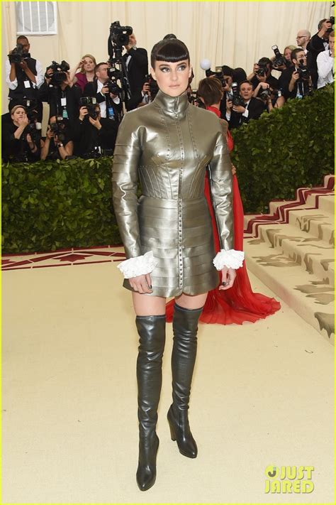 Shailene Woodley Stuns in Silver at Met Gala 2018: Photo 4078640 ...