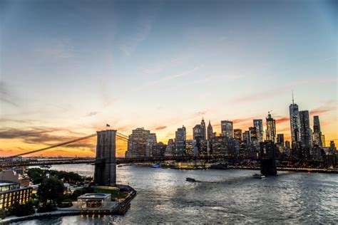 Premium Photo | Manhattan skyline at sunset