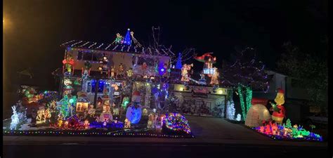 Still Time To View The Most Spectacular Christmas Light Displays in the ...