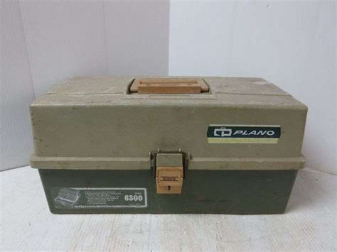 Tackle box with tackle, 16"W x 7"D x 7"H, good - Albrecht Auction Service