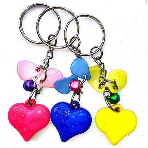 Buy Heart Shaped KeyChain / KeyRing (Set of 3) Online @ ₹49 from ShopClues