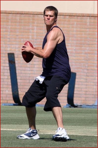 Tom Brady workout and diet secret | Muscle world