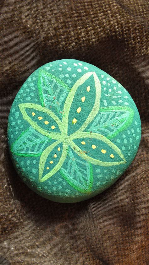 Green and yellow Painted stone Pebble Painting, Pebble Art, Stone ...