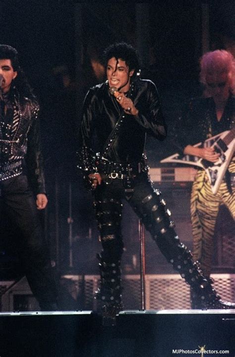 Some of my favorite outfits/styles of MJ! your favorite out of these ...