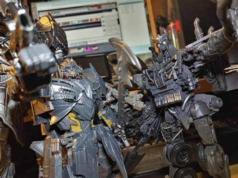 Studio Series 101 ROTB Scourge | Page 8 | TFW2005 - The 2005 Boards