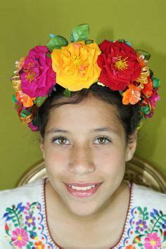 Frida Kahlo Party Decoration, Nerd Costumes, Costume Ideas, Mexican Costume, Bachelorette ...