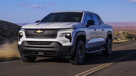 Chevy Silverado EV Debuts With a Huge Battery and Price Tag – Review Geek