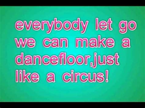 Circus lyrics-Britney Spears - YouTube