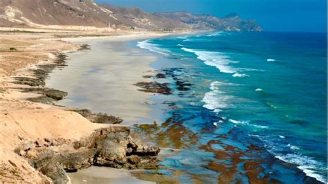 Best 10 Beaches In Oman For An Exquisite Beach Vacay